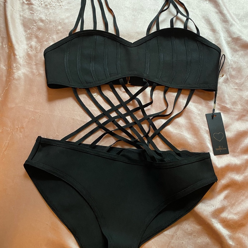Bathing suit